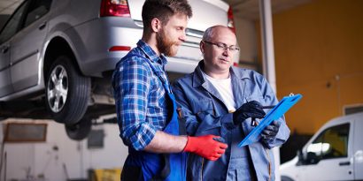 Vea los siete pasos para aumentar la productividad del taller mecánico
