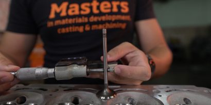 Válvula travada no cabeçote